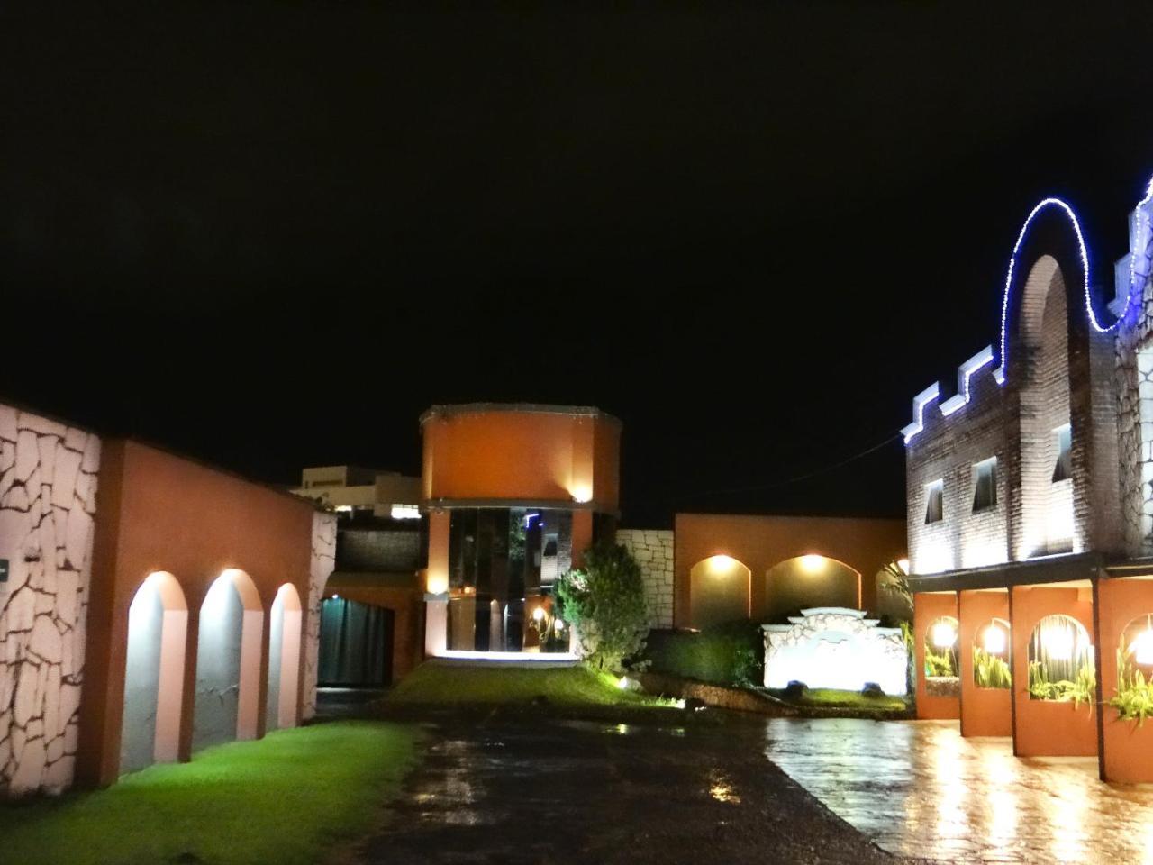 Silmar Hotel/Motel Rio Blanco  Екстериор снимка