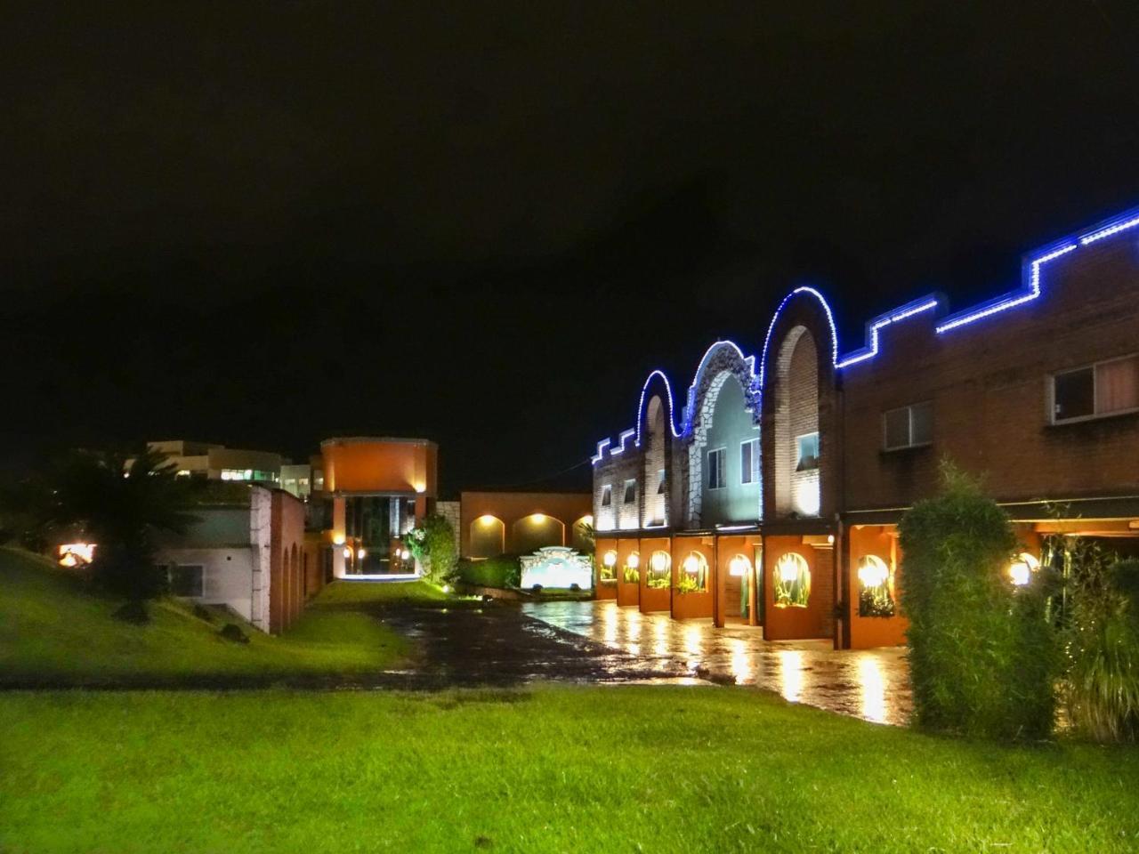 Silmar Hotel/Motel Rio Blanco  Екстериор снимка
