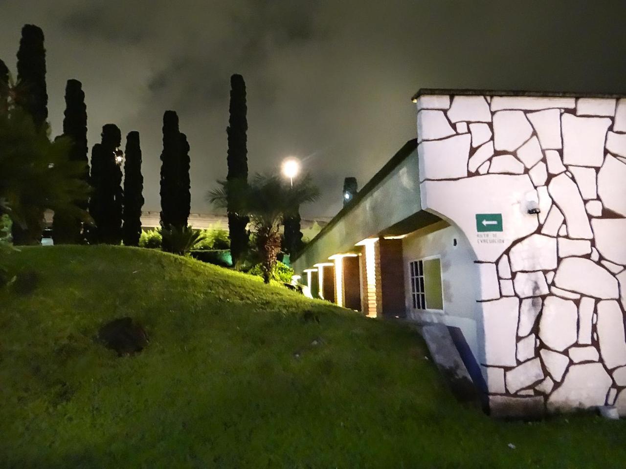 Silmar Hotel/Motel Rio Blanco  Екстериор снимка