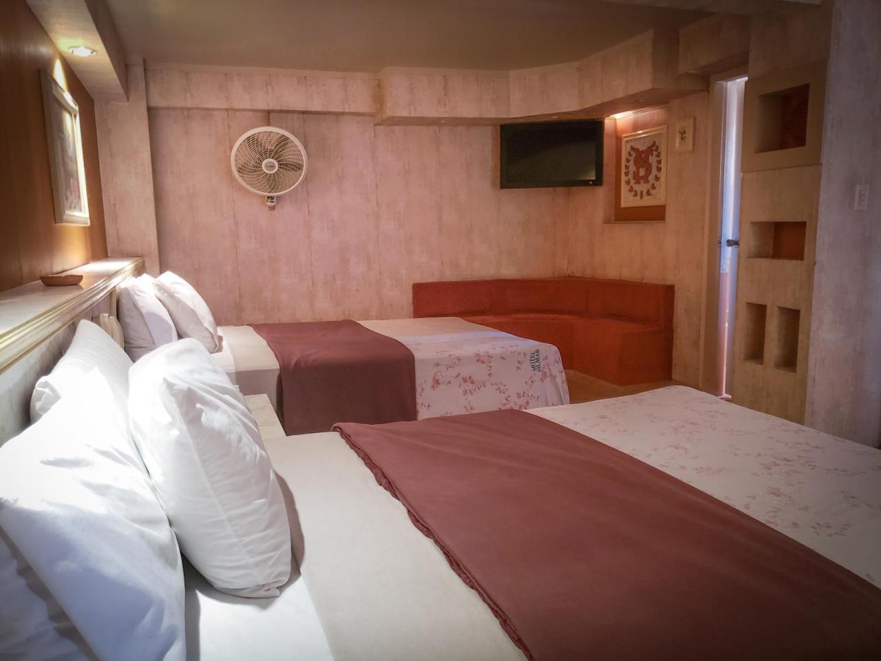 Silmar Hotel/Motel Rio Blanco  Екстериор снимка